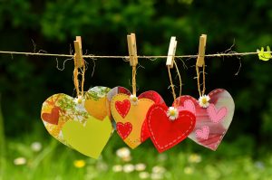 hearts, clothespins, clothesline