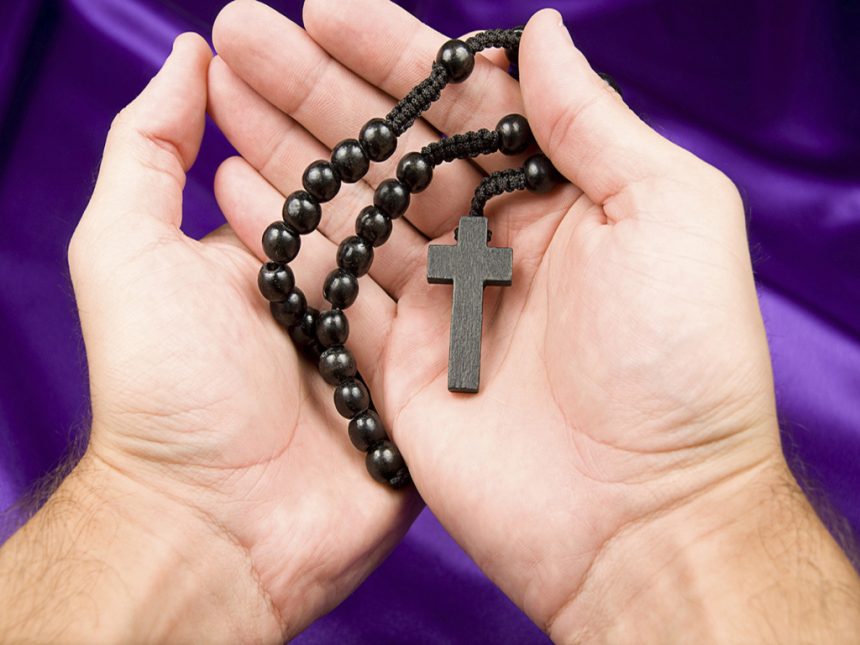 Hoe bid je de Rozenkrans? - De Sint Franciscusparochie